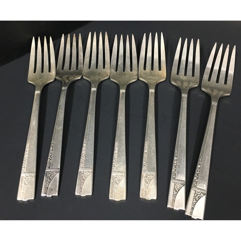 ONEIDA NOBILITY CAPRICE SILVER-PLATED Salad Forks SERVICE FOR 7 - Picture 2 of 4